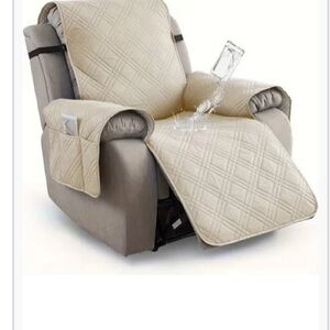 Chair protection beige